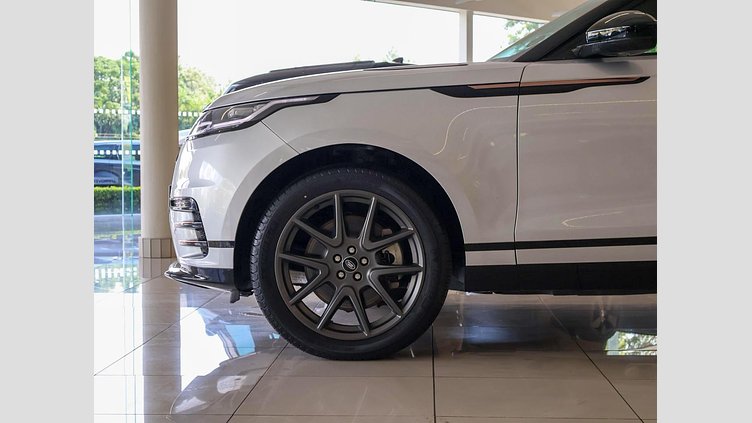 2022 Approved Land Rover Range Rover Velar Hakuba Silver D300 D300 R-Dynamic HSE