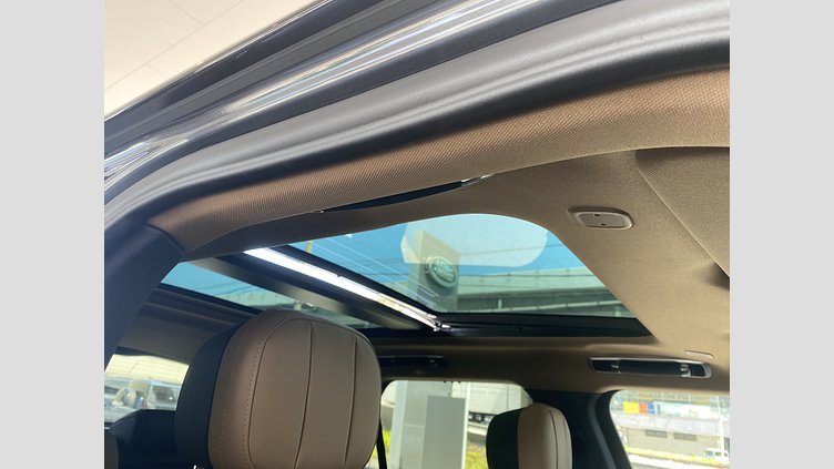 2024 認定中古車 Land Rover Range Rover Sport カルパチアングレイ P550eプラグインハイブリッド（ガソリン） スタンダードホイールベース Autobiography