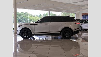 Range Rover Velar 4