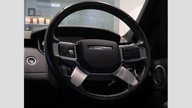 2022 Approved Land Rover Discovery Fuji White D300 D300 R-Dynamic SE