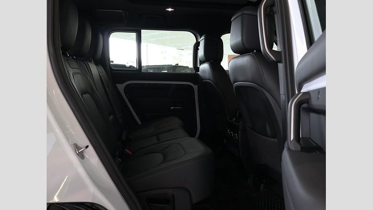 2025 Approved Land Rover Defender 110 Fuji White D350 D350 X-Dynamic HSE
