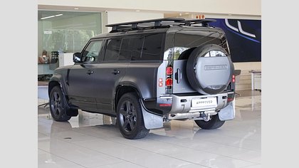 Defender 110 4