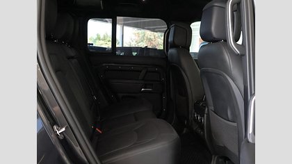 Defender 110 23