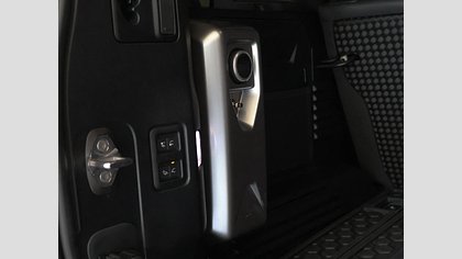 Defender 110 14