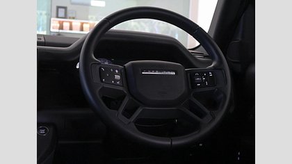 Defender 110 21
