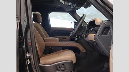 Defender 110 18