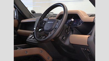 Defender 110 26