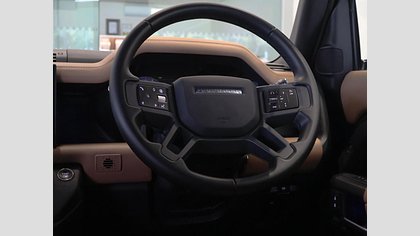 Defender 110 21