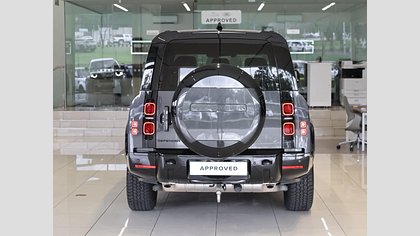 Defender 130 9