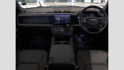 Defender 130 26