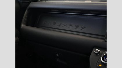 Defender 130 16