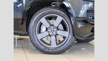 Defender 130 29