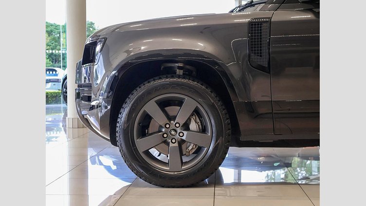 2025 Approved Land Rover Defender 130 Carpathian Grey D350 130 D350 X-Dynamic HSE
