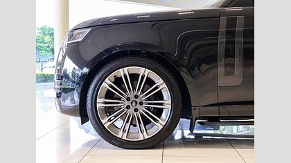 Range Rover 27