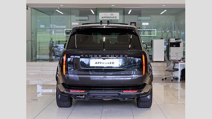Range Rover 6