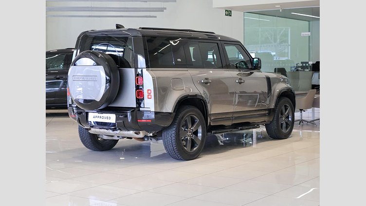 2024 Approved Land Rover Defender 110 Silicon Silver D300 D300 X-Dynamic HSE