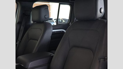 Defender 110 18