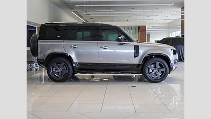 Defender 110 6