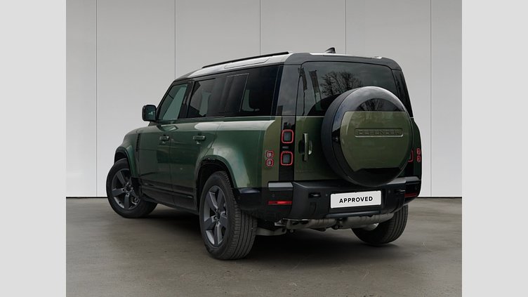 2026 Approved Land Rover Defender 110 Woolstone Green D350 MHEV z silnikiem wysokoprężnym X-Dynamic SE