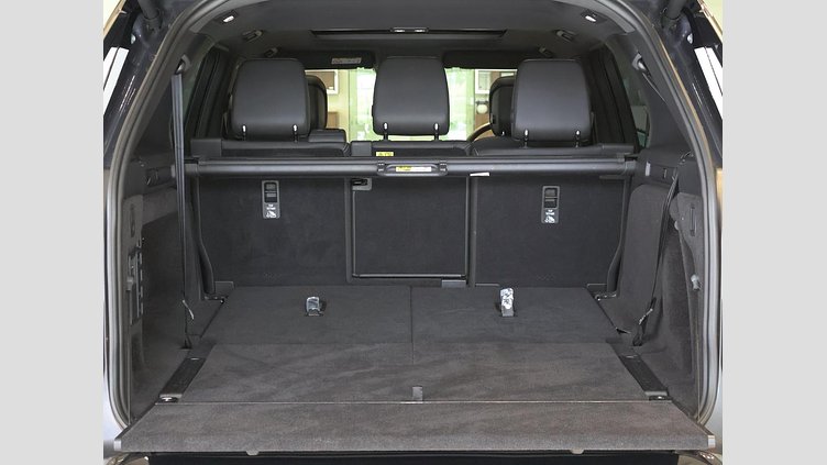 2025 Approved Land Rover Discovery Varesina Blue D350 D350 Dynamic HSE