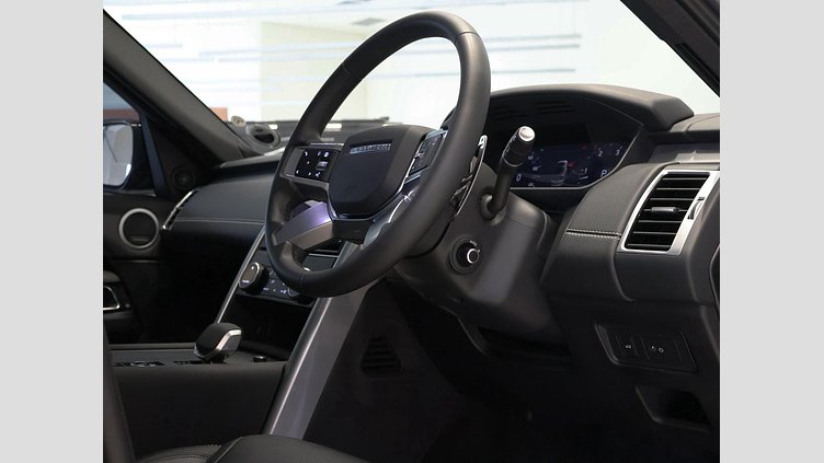 2025 Approved Land Rover Discovery Varesina Blue D350 D350 Dynamic HSE