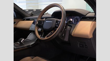 Range Rover Velar 17