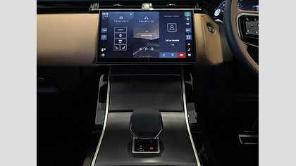 Range Rover Velar 13