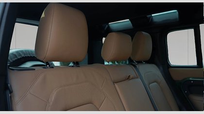 Defender 110 7