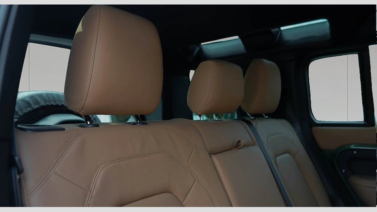 2026 Approved Land Rover Defender 110 Woolstone Green D350 MHEV z silnikiem wysokoprężnym X-Dynamic SE