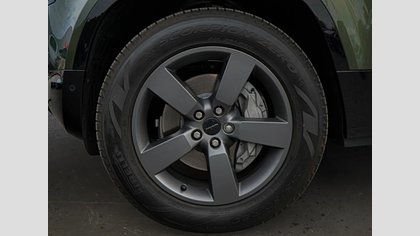 Defender 110 5
