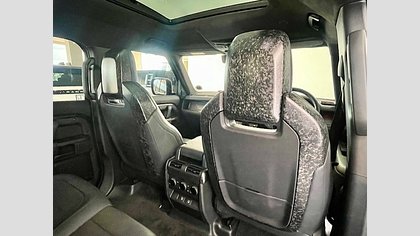 Defender OCTA 19