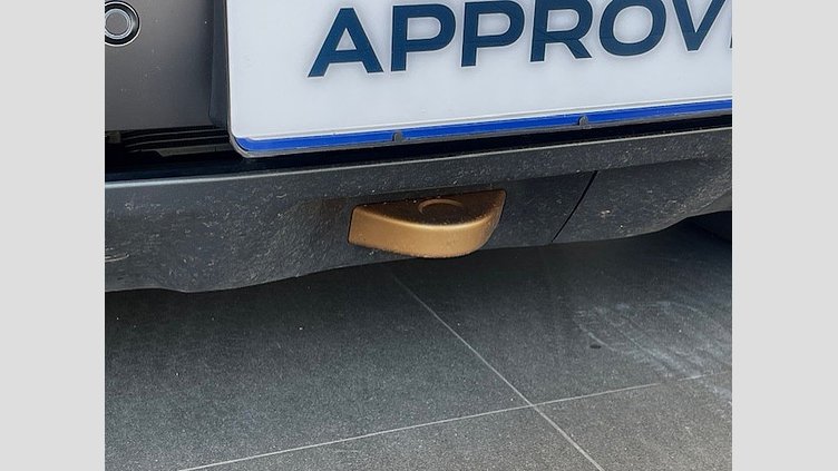 2025 Approved Land Rover Defender OCTA Carpathian Grey P635 OCTA 2025 Defender OCTA Edition One