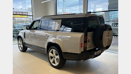 Defender 130 1