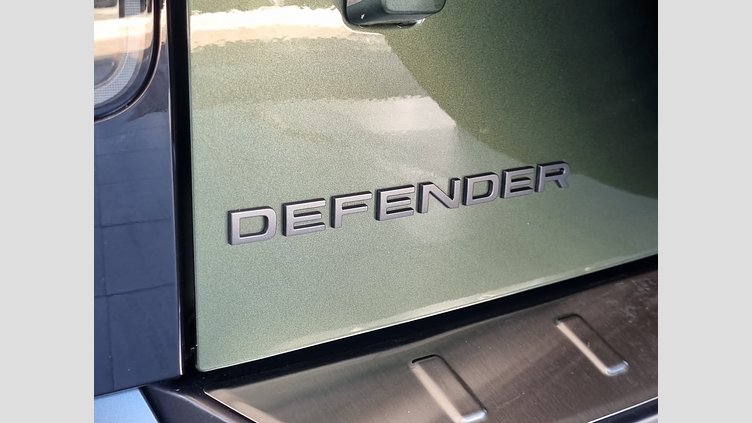 2026 Approved Land Rover Defender 90 Woolstone Green ( D250 Defender 90 D250 X-Dynamic SE