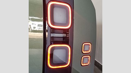 Defender 90 17