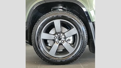 Defender 90 7