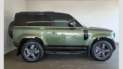 Defender 90 6