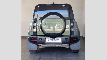Defender 90 8