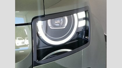 Defender 90 12