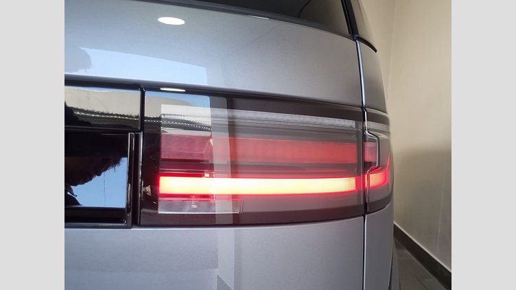 2025 Approved Land Rover Discovery Eiger Grey D300 Discovery D300 R-Dynamic HSE