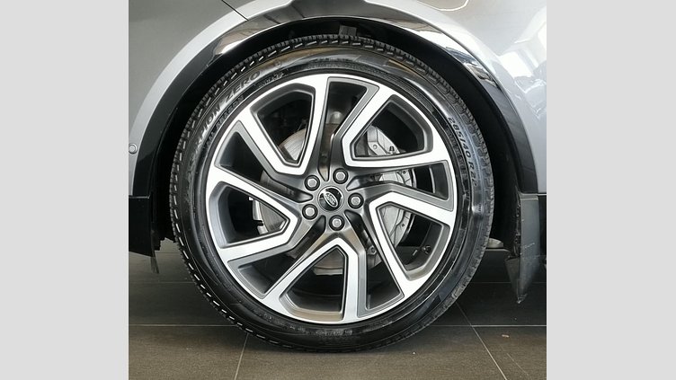 2025 Approved Land Rover Discovery Eiger Grey D300 Discovery D300 R-Dynamic HSE