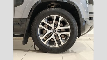Defender 110 4
