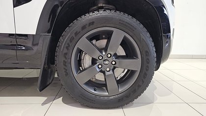 Defender 110 4