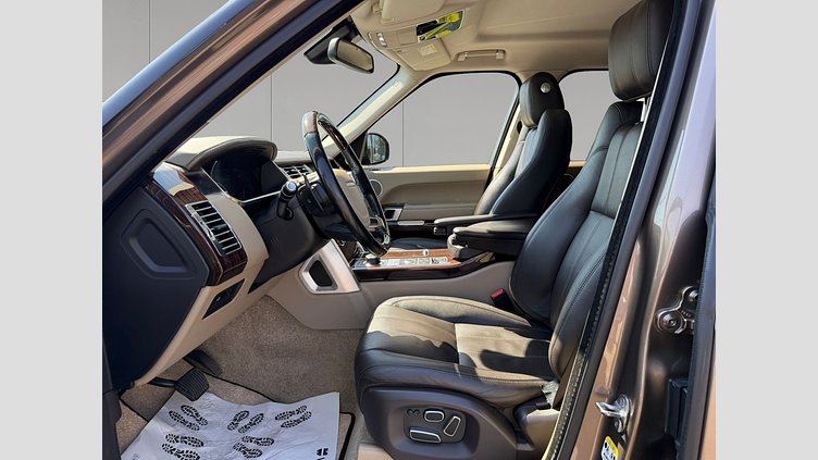 2013 Approved Land Rover Range Rover Kaikoura Stone 4.4 litre SDV8 Diesel Autobiography
