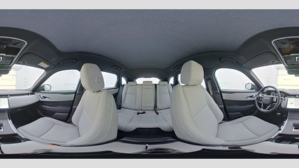 Range Rover Velar 4