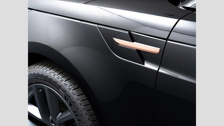 2024 認定中古車 Land Rover Range Rover Sport サントリーニブラック D300マイルドハイブリッド スタンダードホイールベース Dynamic SE