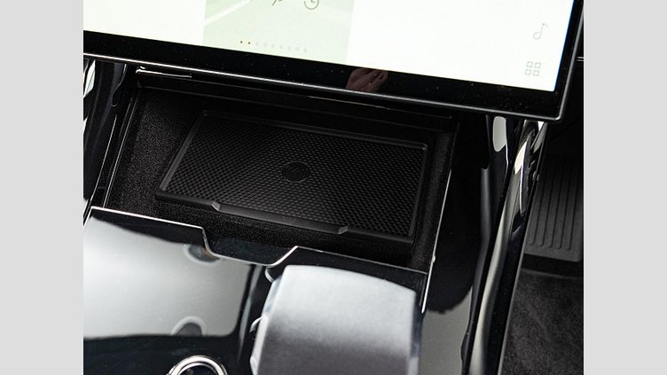 2024 認定中古車 Land Rover Range Rover Sport サントリーニブラック D300マイルドハイブリッド スタンダードホイールベース Dynamic SE