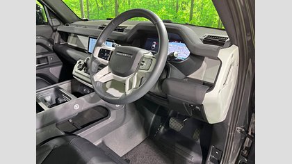 Defender 110 37