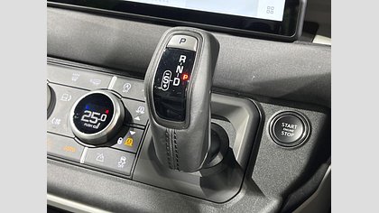 Defender 110 53