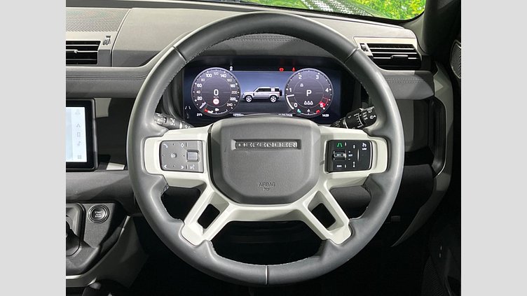 2022 認定中古車 Land Rover Defender 110 カルパチアングレイ D300 AWD（AT） S